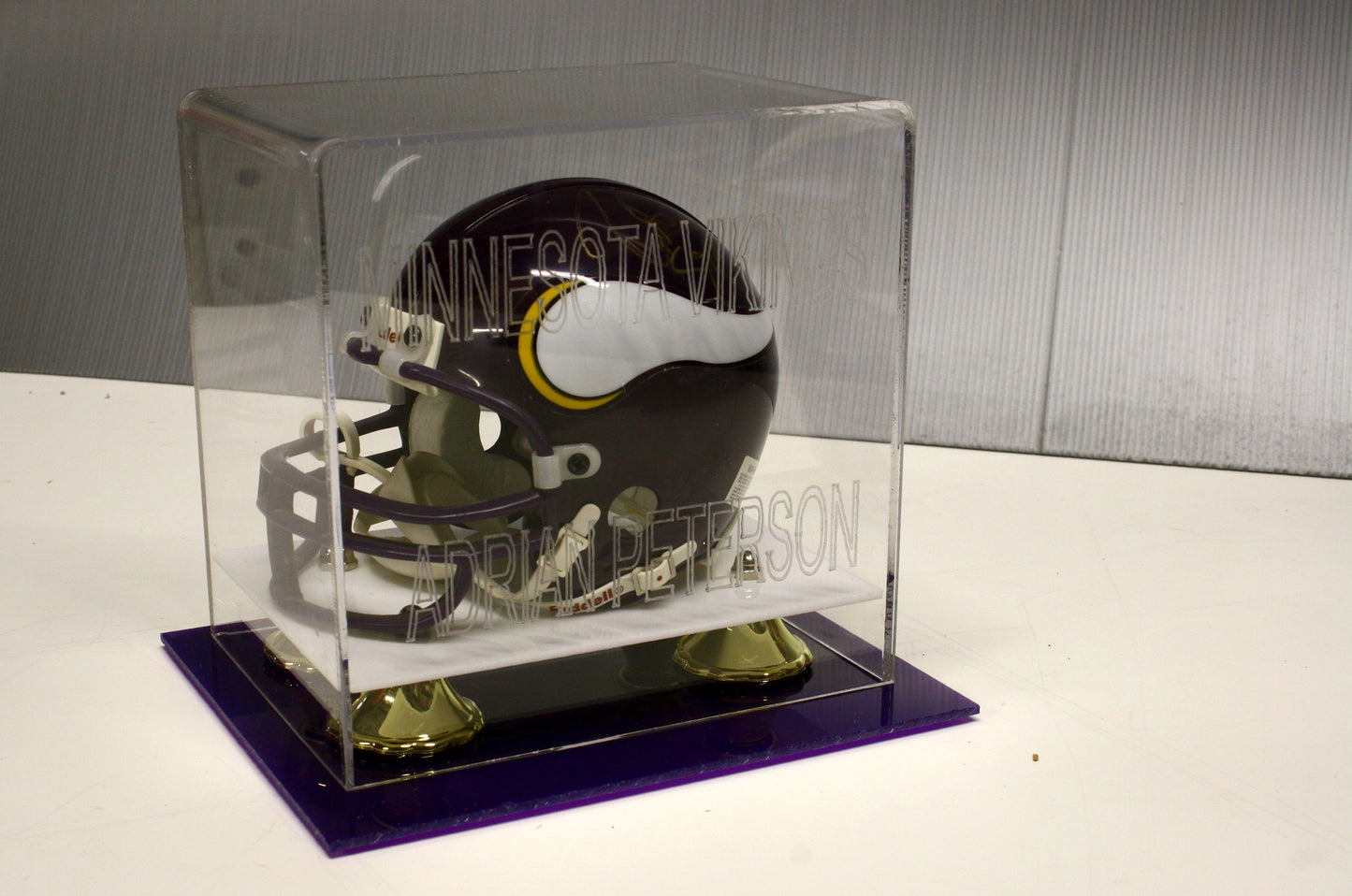 Customized Football Mini Helmet Display Case
